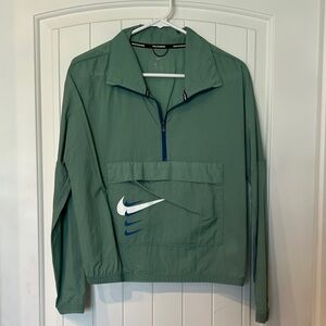 Nike Women’s Teal Windbreaker with Blue Accents